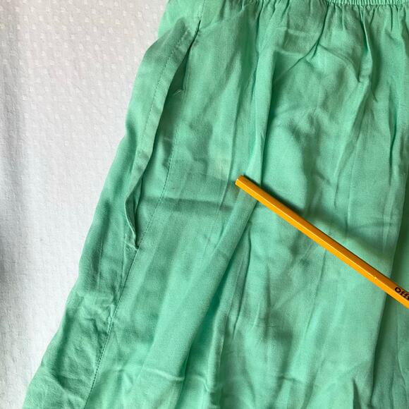 SO Women Dress size M Mint Green Lace Sleeveless Screw Neck KneeLength - Picture 11 of 11